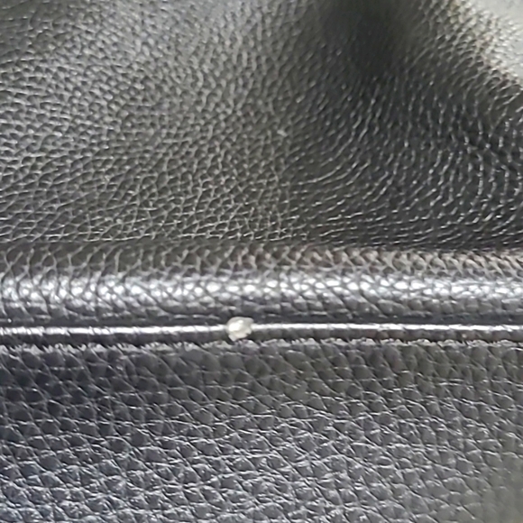 Tignanello Black Leather Shoulder Bag - Picture 7 of 11